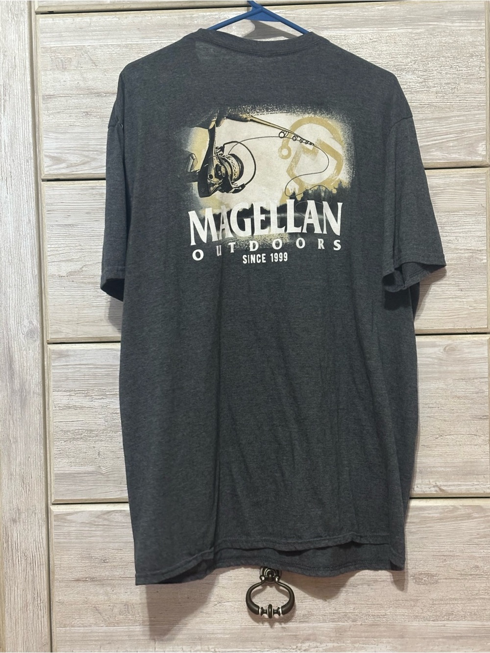 Magellan Outdoors Men's Dark Charcoal Heather Short Sleeve Tee with Logo